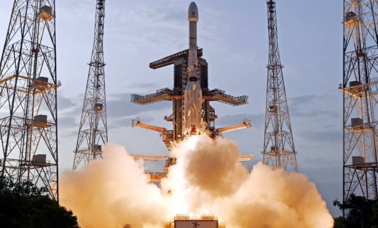भारत का बड़ा कदम, ISRO चीफ ने बताया चांद पर इंसान भेजने की पूरी योजना और समयसीमा का रोमांचक खुलासा